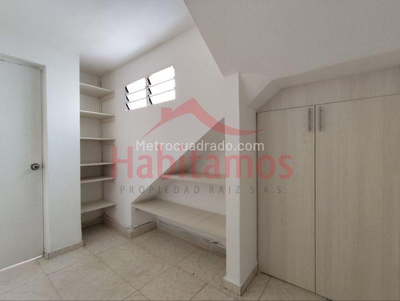 Functional 5BR House in Belen - 4