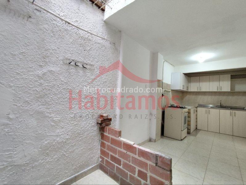 Functional 5BR House in Belen - 7