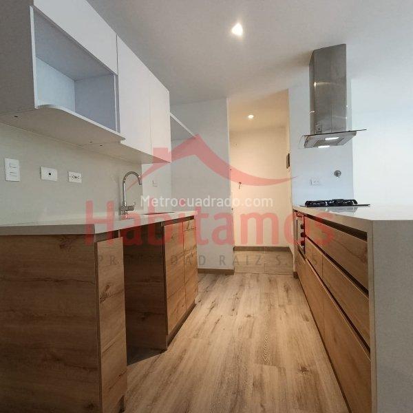 2BR Apartment in Vereda La Fe (88 m²) - 2