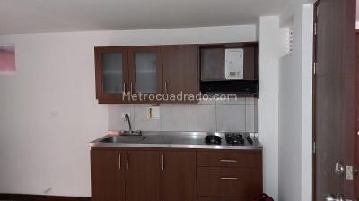 Apartaestudio en venta en Cristobal, Medellín, 30 m² · foto 2 de 10
