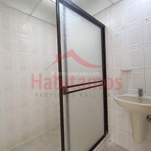 Apartamento de 3 alcobas en venta en Rosales, Medellín, 82 m² · foto 7 de 17