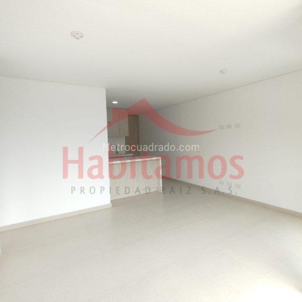 Luxury 3BR Apartment with Amenities in El Trianon (Envigado) - 4