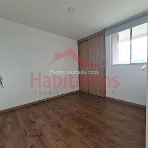 Apartamento de 2 alcobas en venta en El Dorado, Envigado, 65 m² · foto 10 de 16