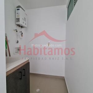 Apartamento de 2 alcobas en venta en El Dorado, Envigado, 65 m² · foto 12 de 16