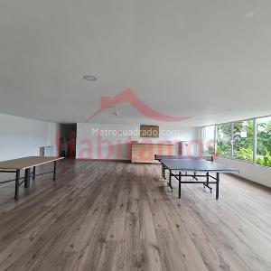 Apartamento de 2 alcobas en venta en El Dorado, Envigado, 65 m² · foto 15 de 16