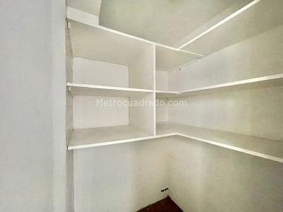 Apartamento de 3 alcobas en venta en Laureles, Medellín, 195 m² · foto 16 de 18