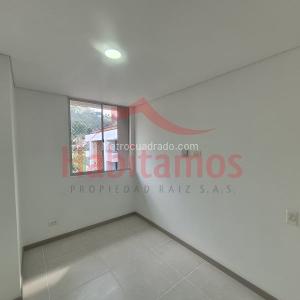 Apartamento de 2 alcobas en venta en Las Antillas, Envigado, 70 m² · foto 10 de 16