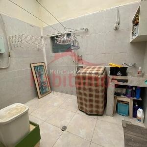 Casa de 5 alcobas en venta en Simon Bolivar, Medellín, 226 m² · foto 4 de 20