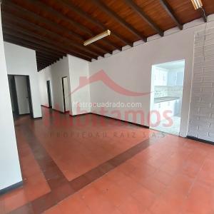 Casa de 5 alcobas en venta en Simon Bolivar, Medellín, 226 m² · foto 17 de 20