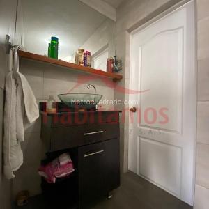 Apartamento de 4 alcobas en venta en Simon Bolivar, Medellín, 141 m² · foto 8 de 15