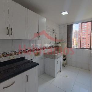Apartamento de 4 alcobas en arriendo en El Poblado, Medellín, 200 m² · foto 6 de 20