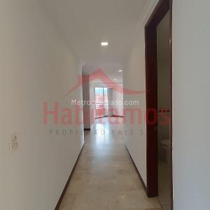 Apartamento de 4 alcobas en arriendo en El Poblado, Medellín, 200 m² · foto 9 de 20