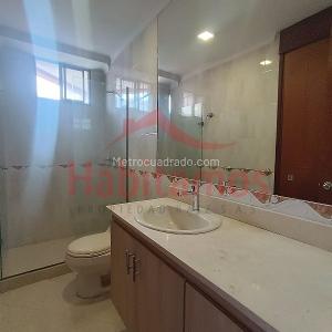 Apartamento de 4 alcobas en arriendo en El Poblado, Medellín, 200 m² · foto 17 de 20