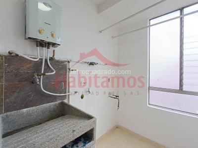 Apartamento en venta en La America, Medellín · foto 3 de 13