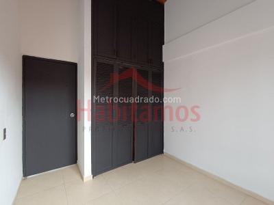 Apartamento en venta en La America, Medellín · foto 9 de 13