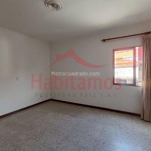 Apartamento de 4 alcobas en arriendo en San Joaquin, Medellín, 200 m² · foto 20 de 20