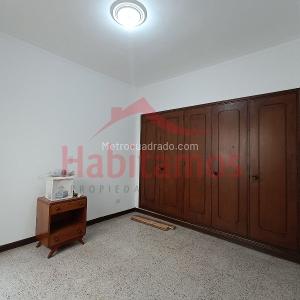 Apartamento de 4 alcobas en arriendo en San Joaquin, Medellín, 200 m² · foto 5 de 20