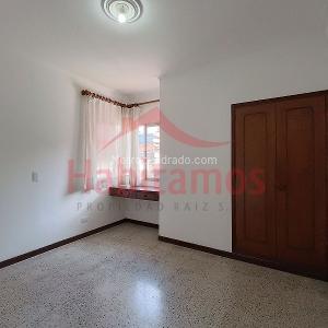 Apartamento de 4 alcobas en arriendo en San Joaquin, Medellín, 200 m² · foto 8 de 20