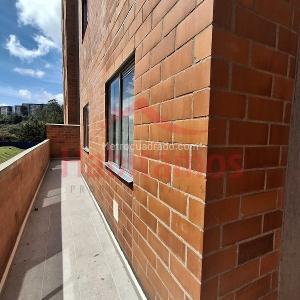 Apartamento de 2 alcobas en venta en Fontibon, Rionegro, 59 m² · foto 8 de 20