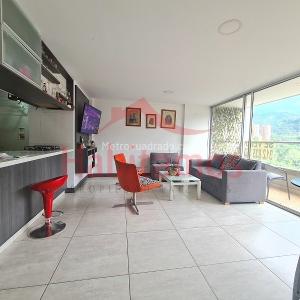 Apartamento en venta en El Chingui, Envigado · foto 3 de 18