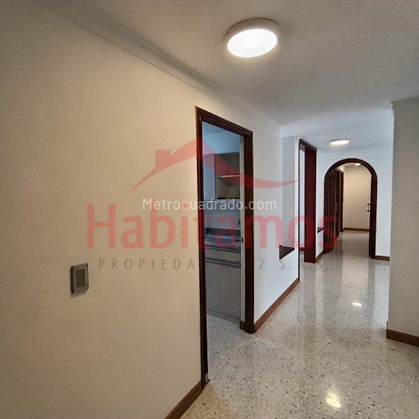 3BR Apartment in El Poblado (110 m²) - 2