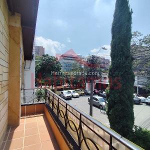 Casa de 4 alcobas en arriendo en Suramericana, Medellín, 200 m² · foto 4 de 20