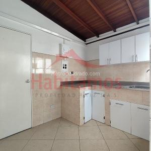 Casa de 4 alcobas en arriendo en Suramericana, Medellín, 200 m² · foto 13 de 20