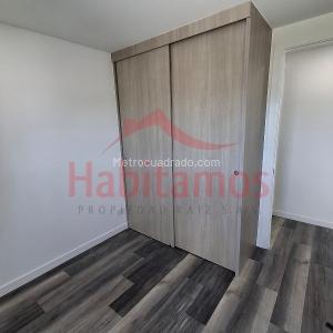 Apartamento de 3 alcobas en venta en Cuatro Esquinas, Rionegro, 55 m² · foto 14 de 18