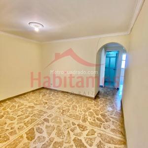 Apartamento de 2 alcobas en venta en Laureles, Medellín, 79 m² · foto 4 de 16