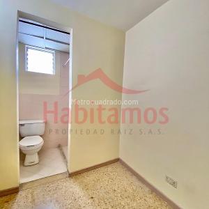Apartamento de 2 alcobas en venta en Laureles, Medellín, 79 m² · foto 7 de 16