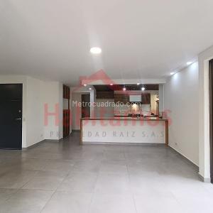 Apartamento en arriendo en El Tesoro, Medellín · foto 4 de 17
