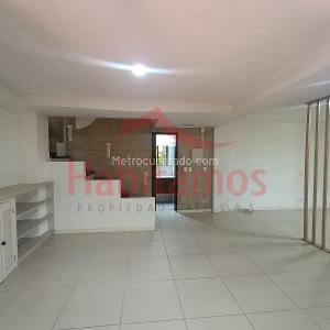 Apartamento en arriendo en El Tesoro, Medellín · foto 5 de 17