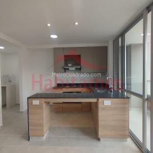 Apartamento de 2 alcobas en venta en Vegas De La Doctora, Sabaneta, 65 m² · foto 2 de 15