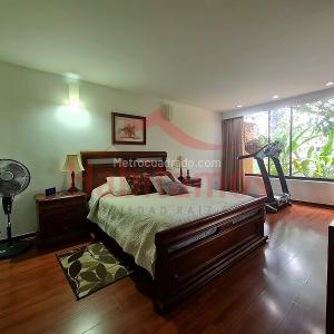 Apartamento de 3 alcobas en venta en San Lucas, Medellín, 203 m² · foto 9 de 20
