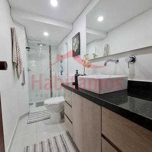 Apartamento de 3 alcobas en venta en San Lucas, Medellín, 203 m² · foto 16 de 20