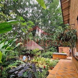 Apartamento de 3 alcobas en venta en San Lucas, Medellín, 203 m² · foto 19 de 20