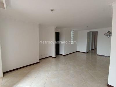 Apartamento en venta en Calasanz, Medellín · foto 2 de 14