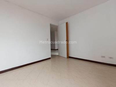 Apartamento en venta en Calasanz, Medellín · foto 6 de 14