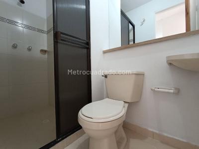 Apartamento en venta en Calasanz, Medellín · foto 8 de 14