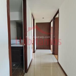 Apartamento en venta en El Poblado, Medellín · foto 14 de 18