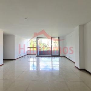 Apartamento en venta en El Poblado, Medellín · foto 2 de 18