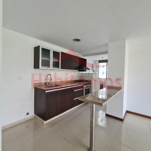 Apartamento en venta en El Poblado, Medellín · foto 6 de 18