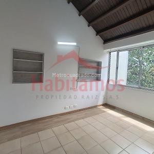 Apartamento de 3 alcobas en arriendo en El Poblado, Medellín, 143 m² · foto 3 de 20