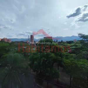 Apartamento de 3 alcobas en arriendo en Los Pinos, Medellín, 100 m² · foto 3 de 19