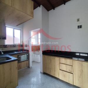 Apartamento de 3 alcobas en arriendo en Los Pinos, Medellín, 100 m² · foto 5 de 19