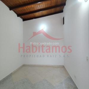 Apartamento de 3 alcobas en arriendo en Los Pinos, Medellín, 100 m² · foto 7 de 19