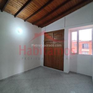 Apartamento de 3 alcobas en arriendo en Los Pinos, Medellín, 100 m² · foto 18 de 19