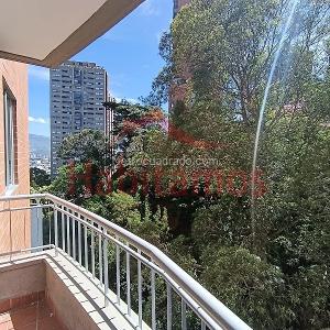 Apartamento de 2 alcobas en arriendo en El Poblado, Medellín, 69 m² · foto 5 de 17
