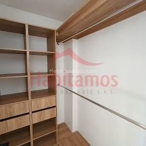 Apartamento de 2 alcobas en arriendo en El Poblado, Medellín, 69 m² · foto 9 de 17