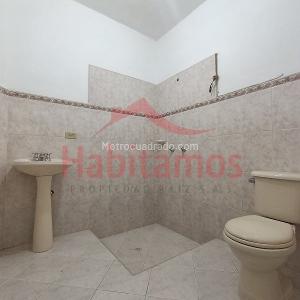 Casa de 5 alcobas en arriendo en Rosales, Medellín, 320 m² · foto 11 de 20